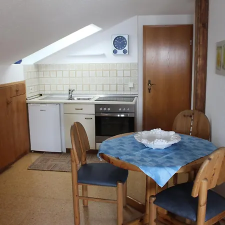 Apartment Appartement Mit Blick Auf Das Wasser Lechbruck